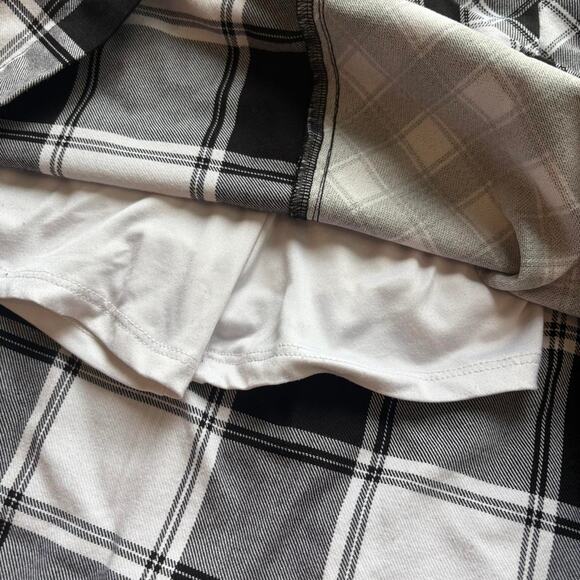 Edgy mixed-plaid mini skirt - Picture 2 of 3